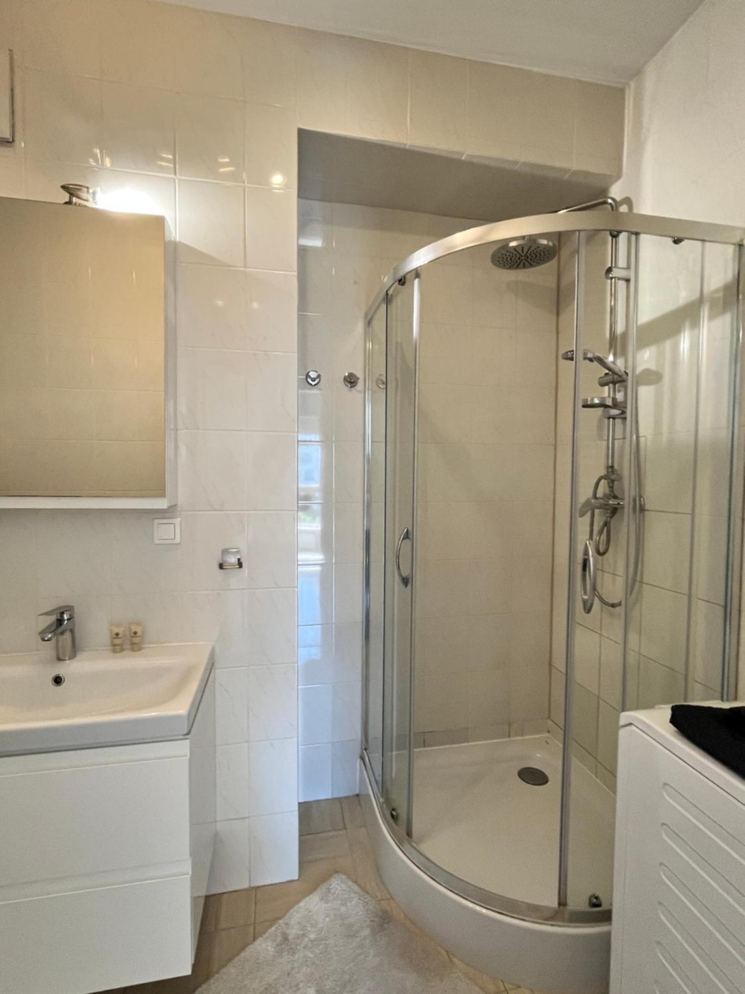 Apartment Wilanow Branickiego Varşovia Exterior foto